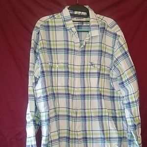 Long sleeve butting down shirt